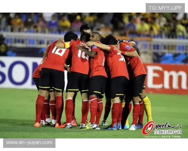 纳萨夫与巴格达警察握手言和 亚冠西亚区竞争白热化 纳萨夫与巴格达警察握手言和 亚冠西亚区竞争白热化